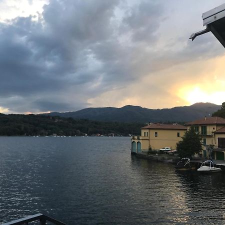 B&B Notte Sul Lago Gozzano Buitenkant foto