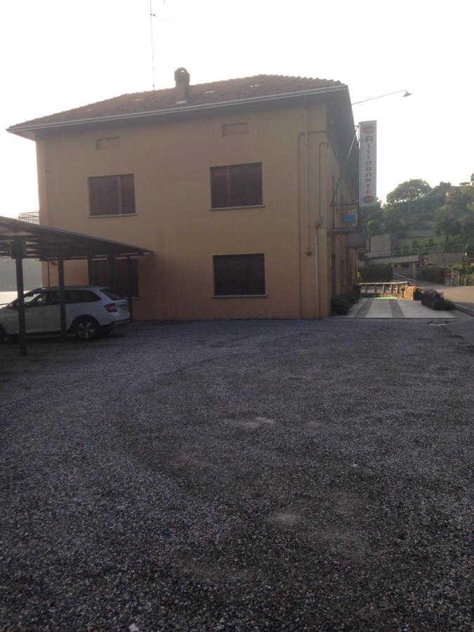 B&B Notte Sul Lago Gozzano Buitenkant foto