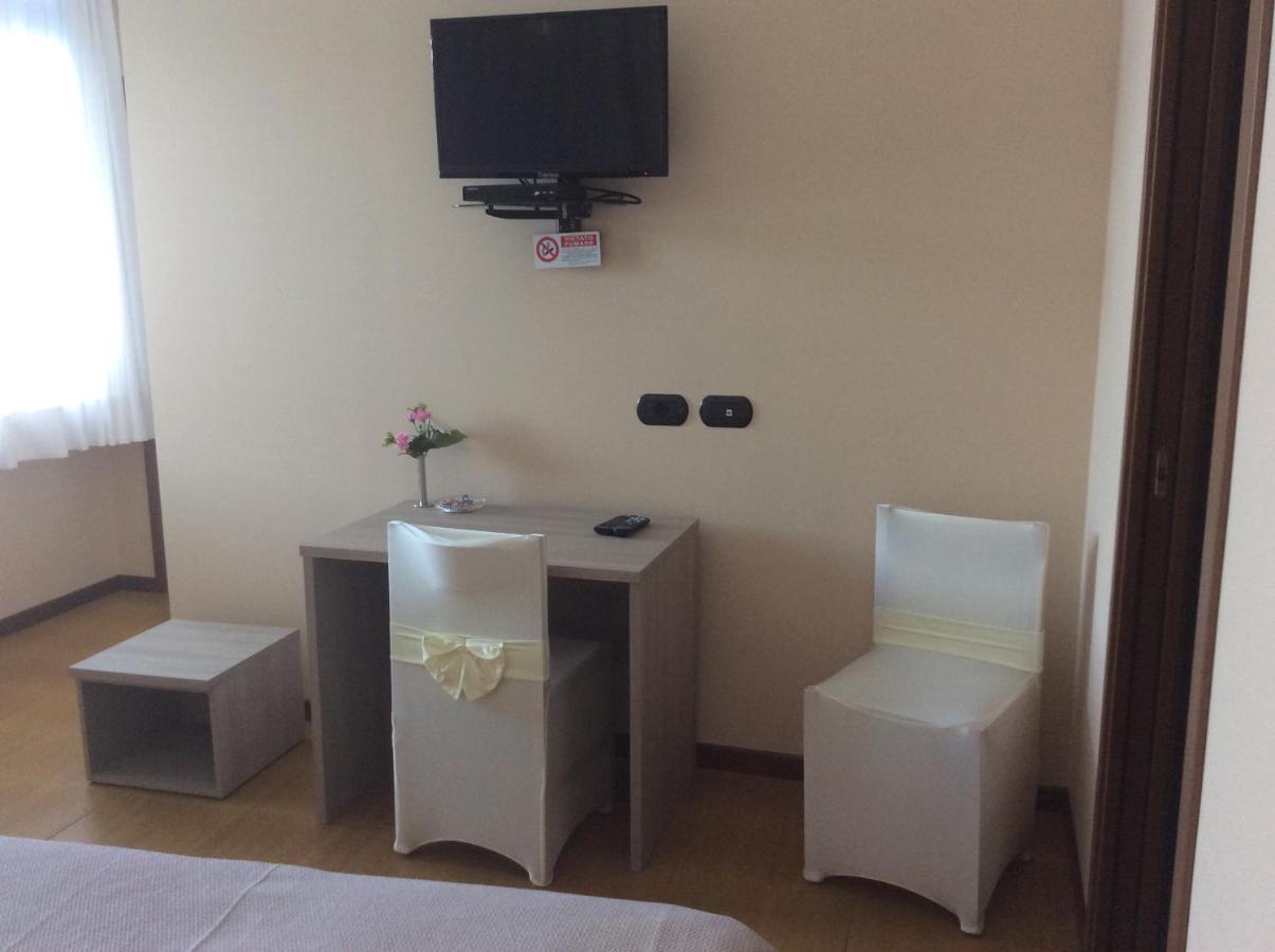 B&B Notte Sul Lago Gozzano Buitenkant foto